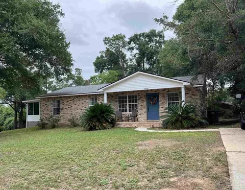 2500 Wyatt St, Pensacola, FL 32514