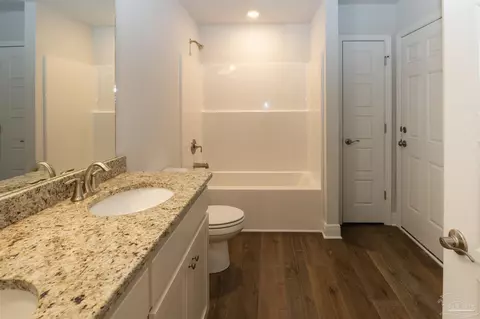 Bath - 6214 Pineapple Dr, Milton, FL 32570 photo 1 of 7
