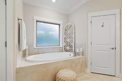 Bath - 6280 Howie Way, Pace, FL 32571 photo 2 of 7