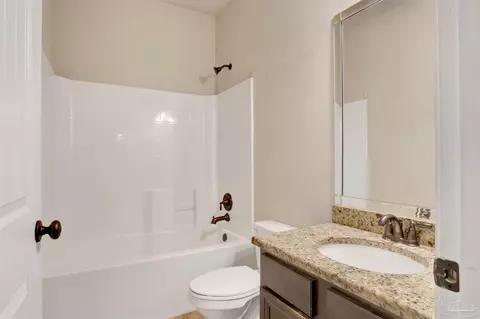Bath - 5545 Heatherton Rd, Milton, FL 32570 photo 2 of 2
