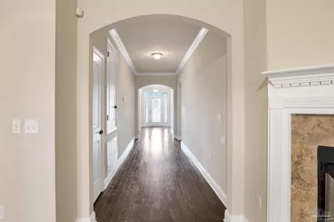 Entry Way - 5545 Heatherton Rd, Milton, FL 32570 photo 1 of 5