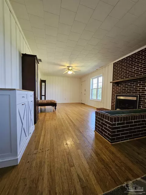 5601 Pine Forest Rd, Mcdavid, FL 32568 photo 14