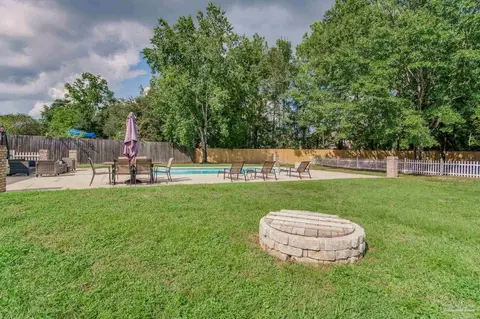 Exterior - 5308 Stiles Ln, Pace, FL 32571 photo 9 of 18