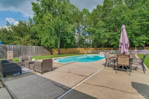 Exterior - 5308 Stiles Ln, Pace, FL 32571 photo 11 of 18