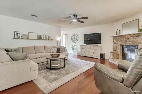 Living - 5308 Stiles Ln, Pace, FL 32571 photo 1 of 2