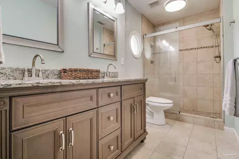 Bath - 5308 Stiles Ln, Pace, FL 32571 photo 2 of 2