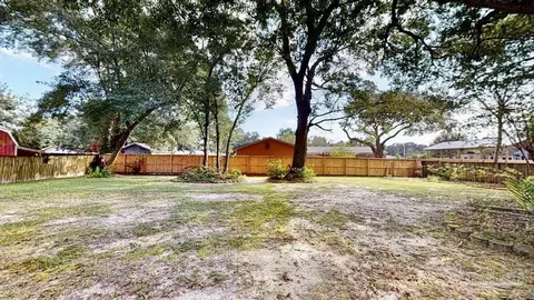 Exterior - 4843 Tealwood Dr, Pace, FL 32571 photo 3 of 6