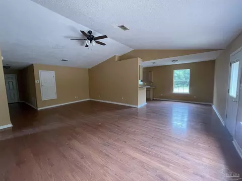 5266 Persimmon Ln, Milton, FL 32570 photo 8