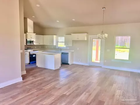 Living - 4340 Russell Elliott Rd, Jay, FL 32565 photo 4 of 5