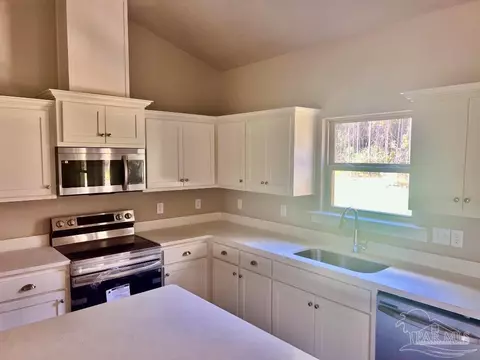 Kitchen - 4340 Russell Elliott Rd, Jay, FL 32565 photo 3 of 4