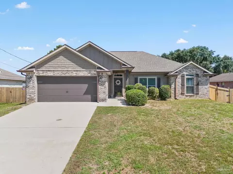 1496 Joseph Cir, Gulf Breeze, FL 32563