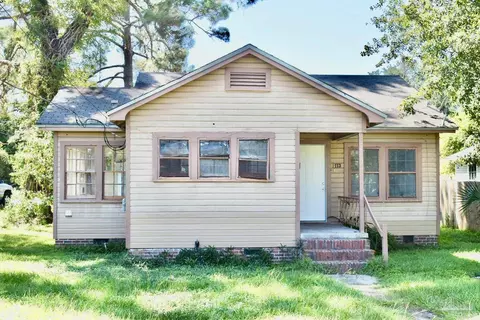 113 S 2nd St, Pensacola, FL 32507