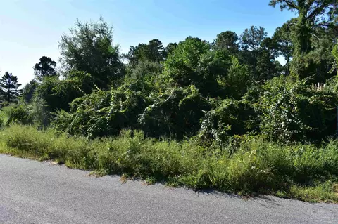 Pendleton Ct, Gulf Breeze, FL 32563 photo 3
