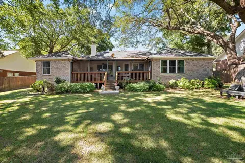 Exterior - 4199 Castle Gate Dr, Pace, FL 32571 photo 7 of 9