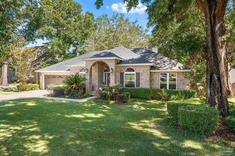 Exterior - 4199 Castle Gate Dr, Pace, FL 32571 photo 2 of 9