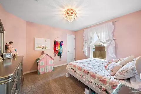 Bedroom - 4199 Castle Gate Dr, Pace, FL 32571 photo 6 of 7