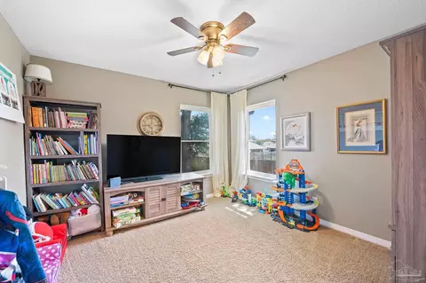 Bedroom - 4199 Castle Gate Dr, Pace, FL 32571 photo 7 of 7