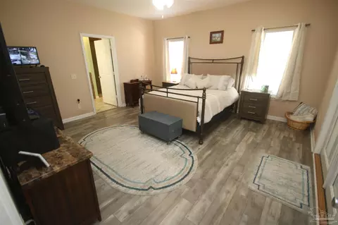 Bedroom - 5895 Quintette Rd, Pace, FL 32571 photo 1 of 12