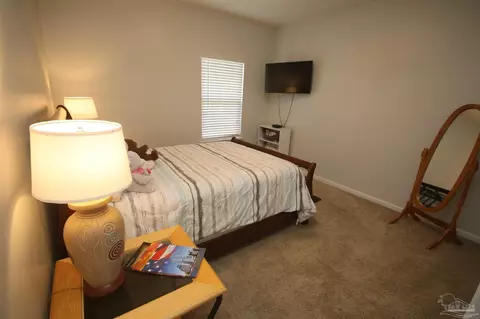 Bedroom - 5895 Quintette Rd, Pace, FL 32571 photo 5 of 12