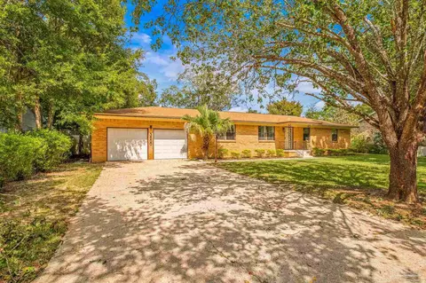 3600 De Loach, Pensacola, FL 32514