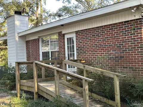 6522 Cedar St, Milton, FL 32570 photo 2
