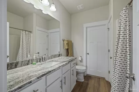 Bath - 6131 Cherry Hill Cir, Pace, FL 32571 photo 4 of 4