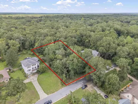 17 Lakeside Dr, Milton, FL 32583 photo 2