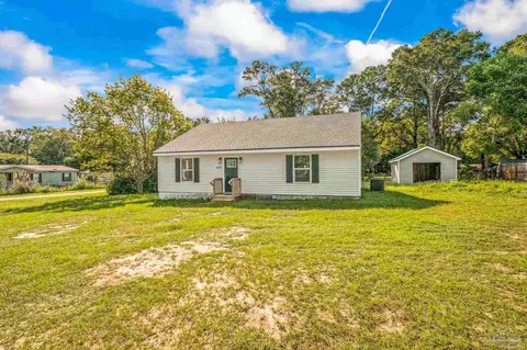 4377 Forest Ct, Pace, FL 32571