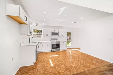 Kitchen - 4377 Forest Ct, Pace, FL 32571 photo 1 of 3