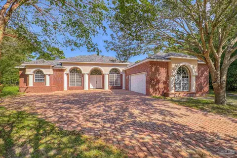 7108 Reef St, Navarre, FL 32566