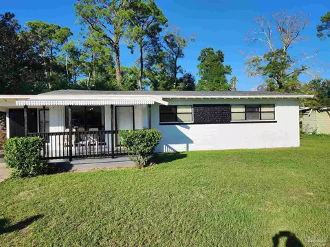 304 Fairfax Dr, Pensacola, FL 32503