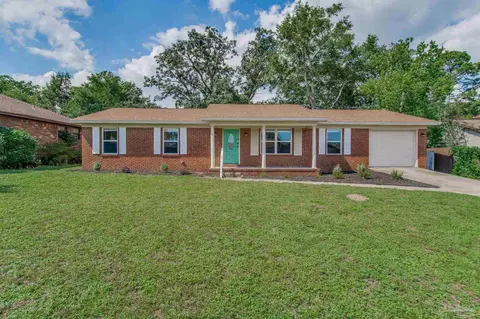 4750 Yacht Harbour Dr, Pensacola, FL 32514