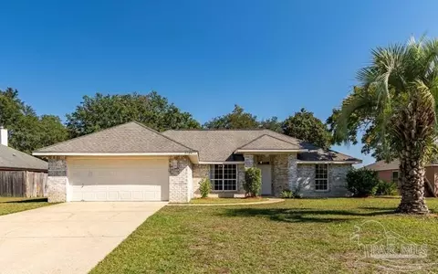 3124 Calle De Ciervo, Navarre, FL 32566