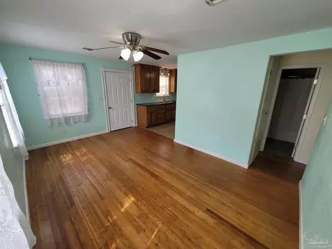 Living - 6652 Cedar St, Milton, FL 32570 photo 2 of 2