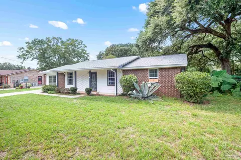 4435 Pace Ln, Pace, FL 32571 photo 3