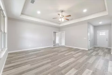 5841 Locust St, Milton, FL 32570 photo 12