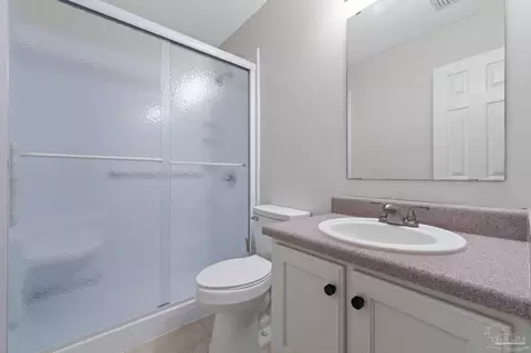 Bath - 5889 Timberline Dr, Milton, FL 32570 photo 2 of 2