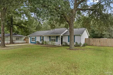 Exterior - 5889 Timberline Dr, Milton, FL 32570 photo 4 of 10