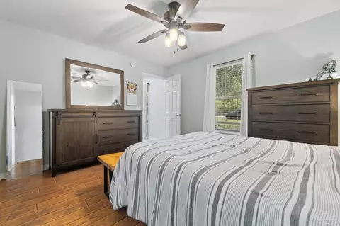 Bedroom - 5889 Timberline Dr, Milton, FL 32570 photo 3 of 3