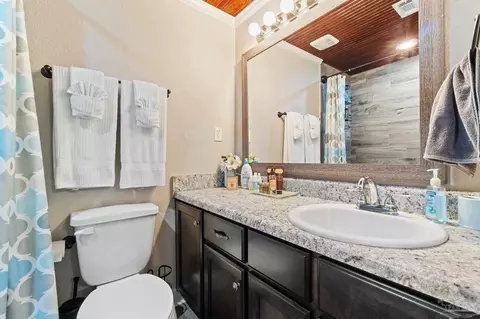 Bath - 3757 Escambia Ave, Jay, FL 32565 photo 1 of 4