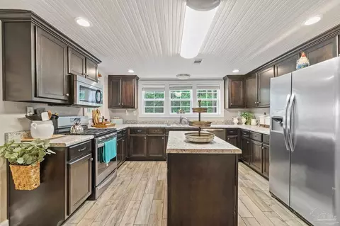 Kitchen - 3757 Escambia Ave, Jay, FL 32565 photo 1 of 3