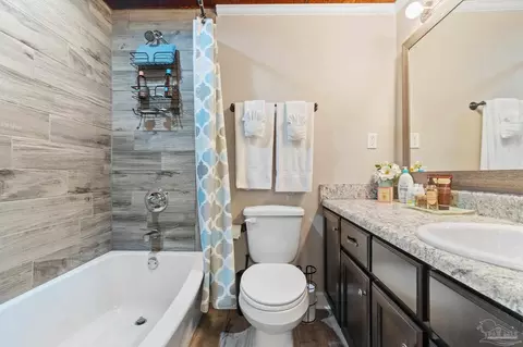 Bath - 3757 Escambia Ave, Jay, FL 32565 photo 2 of 4