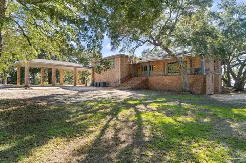 6721 Rocky Shores Rd, Milton, FL 32583