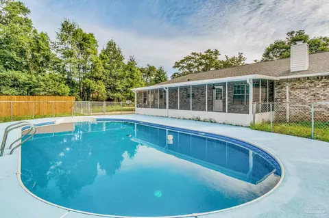 7465 Wymart Rd, Pensacola, FL 32526