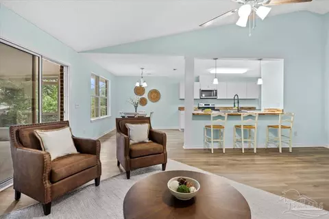 5984 Ashton Woods Cir, Milton, FL 32570 photo 9