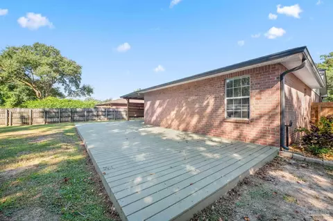 Exterior - 4775 Landmark Ln, Pace, FL 32571 photo 7 of 11