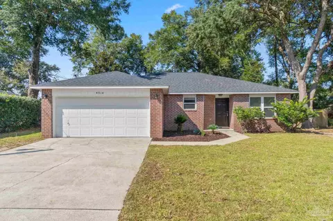 4314 Crosswinds Dr, Milton, FL 32583