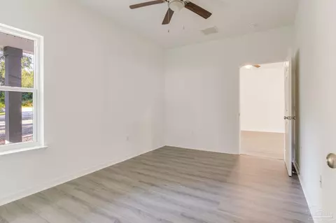 4508 Limit St, Milton, FL 32583 photo 8
