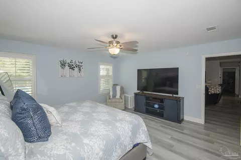 Bedroom - 4651 Ridge Pointe Dr, Pace, FL 32571 photo 7 of 8