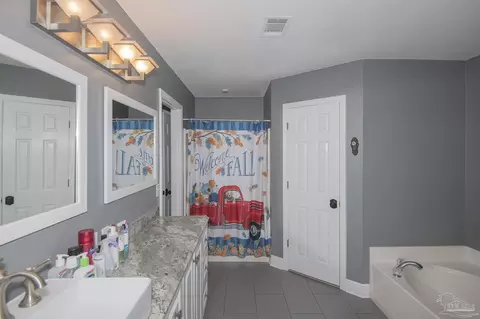 Bath - 4651 Ridge Pointe Dr, Pace, FL 32571 photo 3 of 4